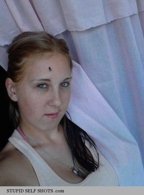 Fly on forehead, self shot