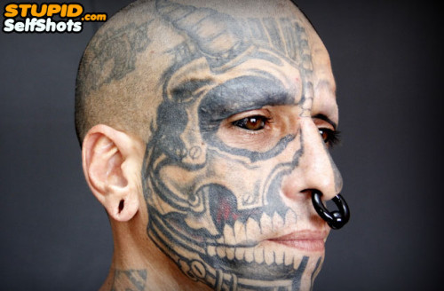 Bones face tattoo selfy fail